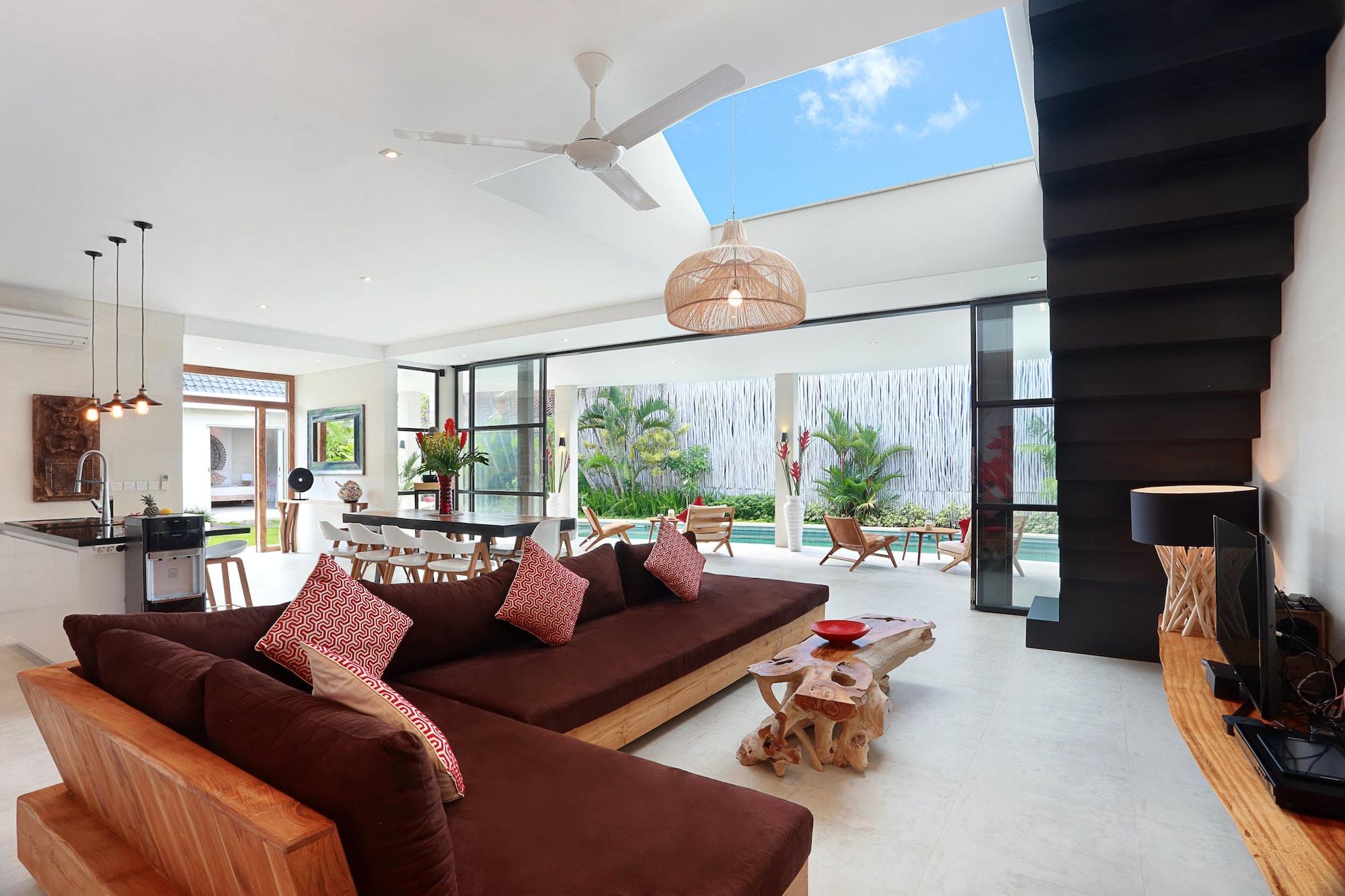 Seminyak White Design Villa Экстерьер фото